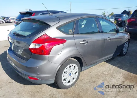2012 Ford Focus Se z USA, uszkodzony, nr VIN 1FAHP3K23CL366865